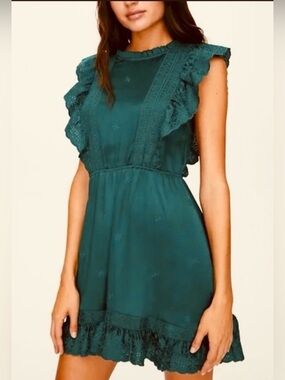 Aritzia Bibi Ruffle Emerald Dress XXS Sunday Best